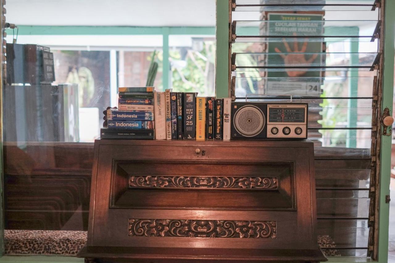 Abrakadabra 747 Lägenhet Yogyakarta Exteriör bild